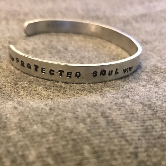 Custom Cuff - Picture 2 of 2